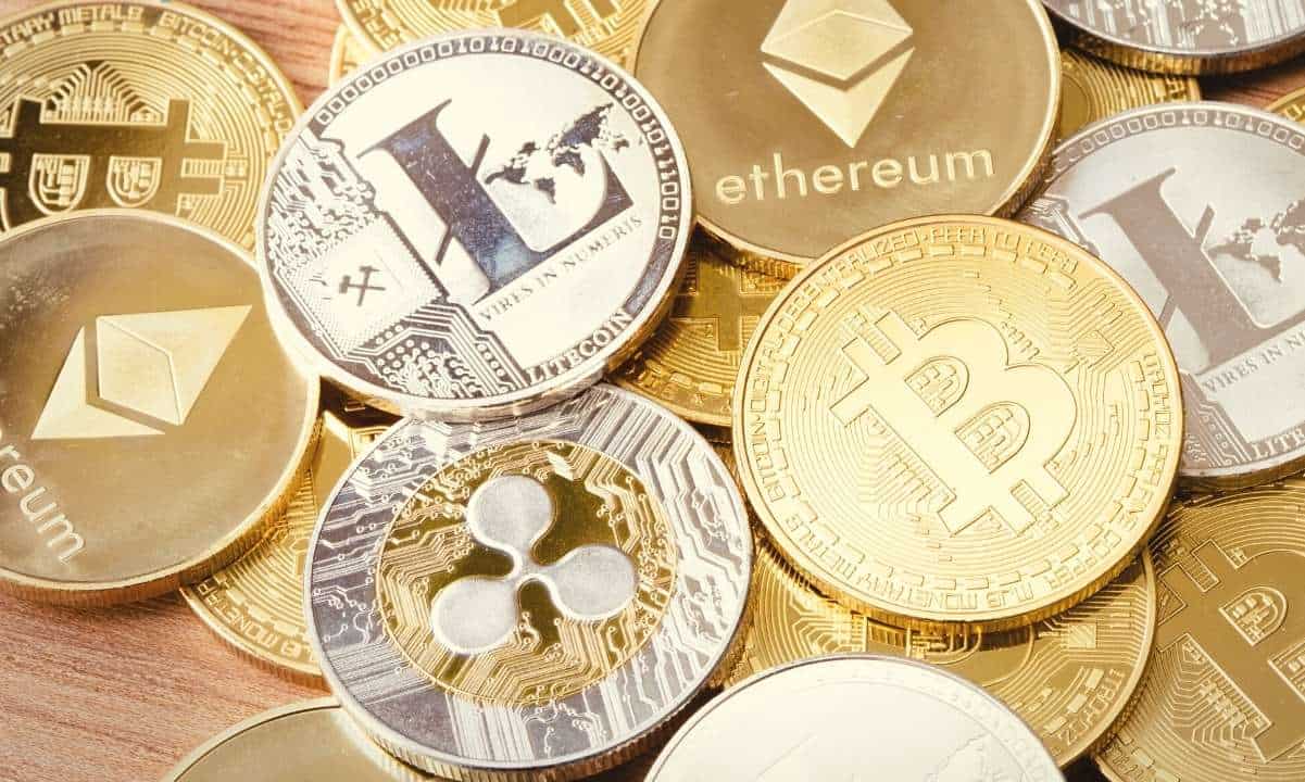 Current State of Altcoins: A Crucial Moment for Investors