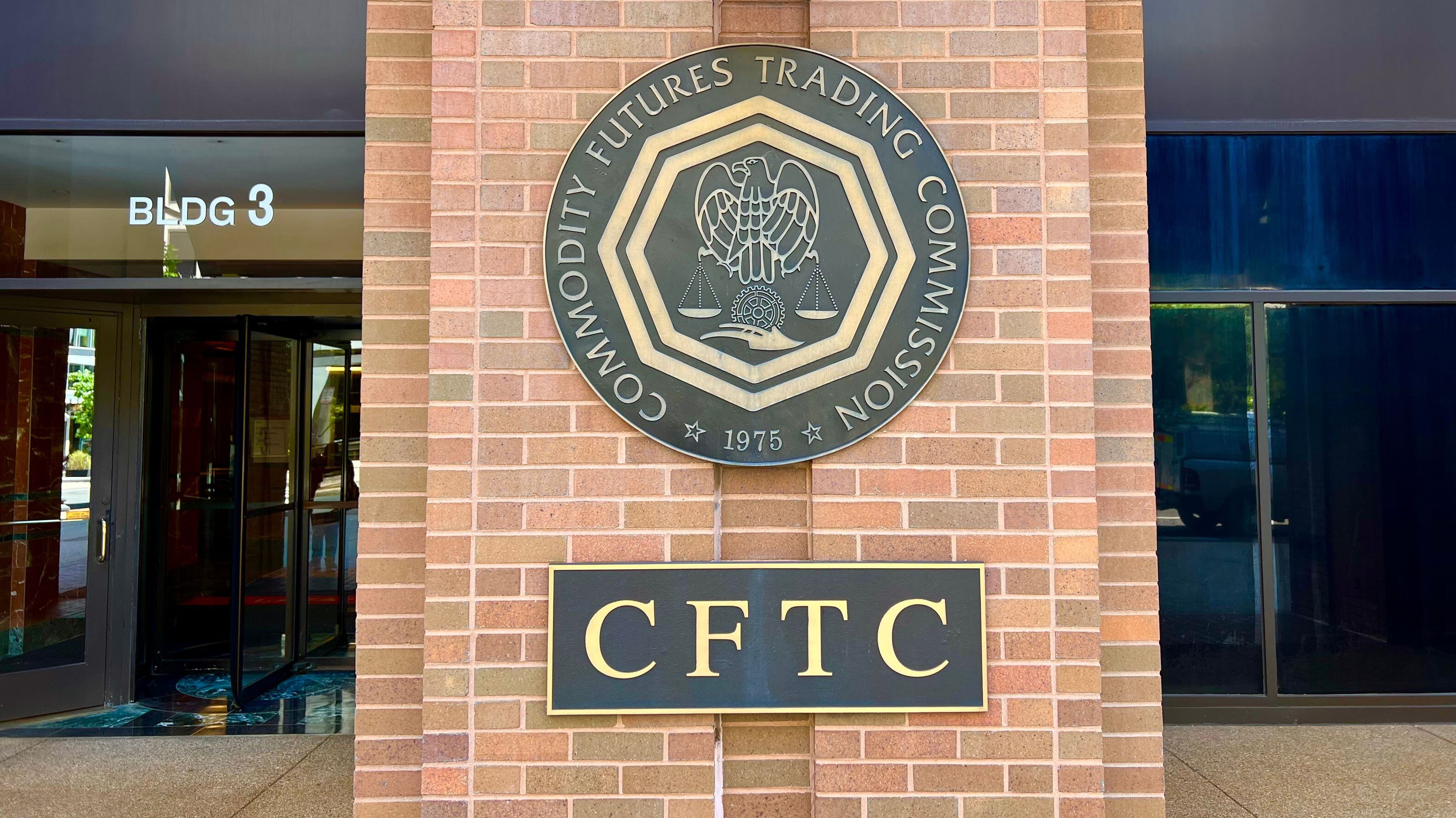 CFTC Subcommittee Moves Forward on Tokenized Shares for Firms