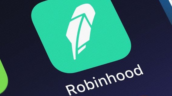 Shares of Robinhood Drop Following Disappointing Earnings, Analysts Stay Optimistic