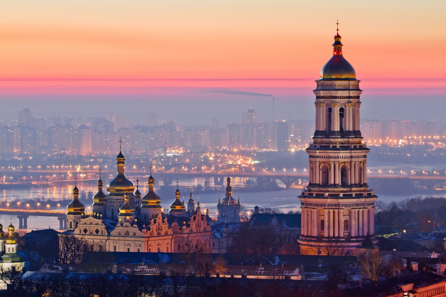 Ukraine's Ceasefire Agreement Boosts Financial Markets; Bitcoin Surpasses $83K