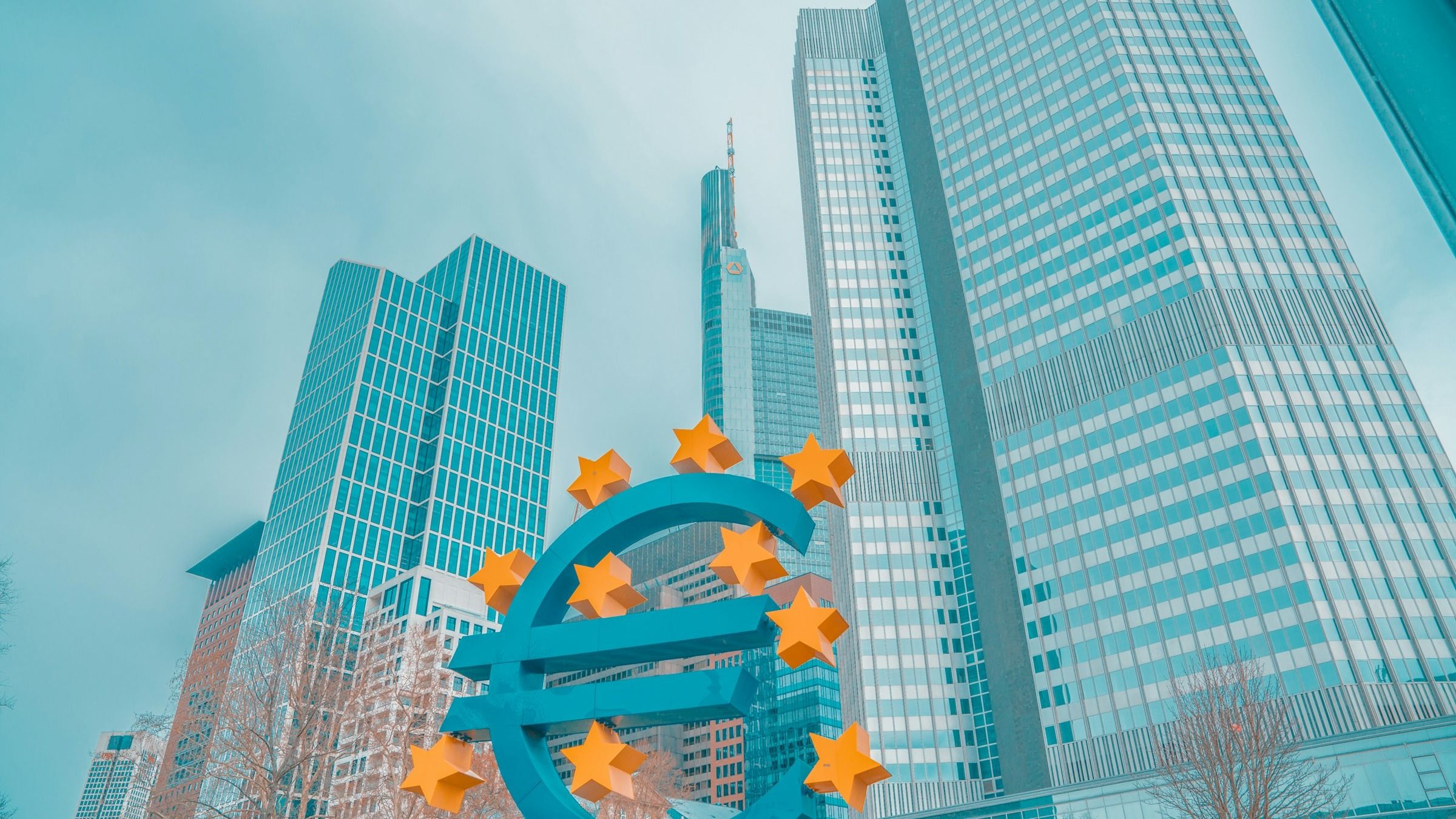 Digital Euro Essential Against Stablecoins, Says ECB Chief Economist