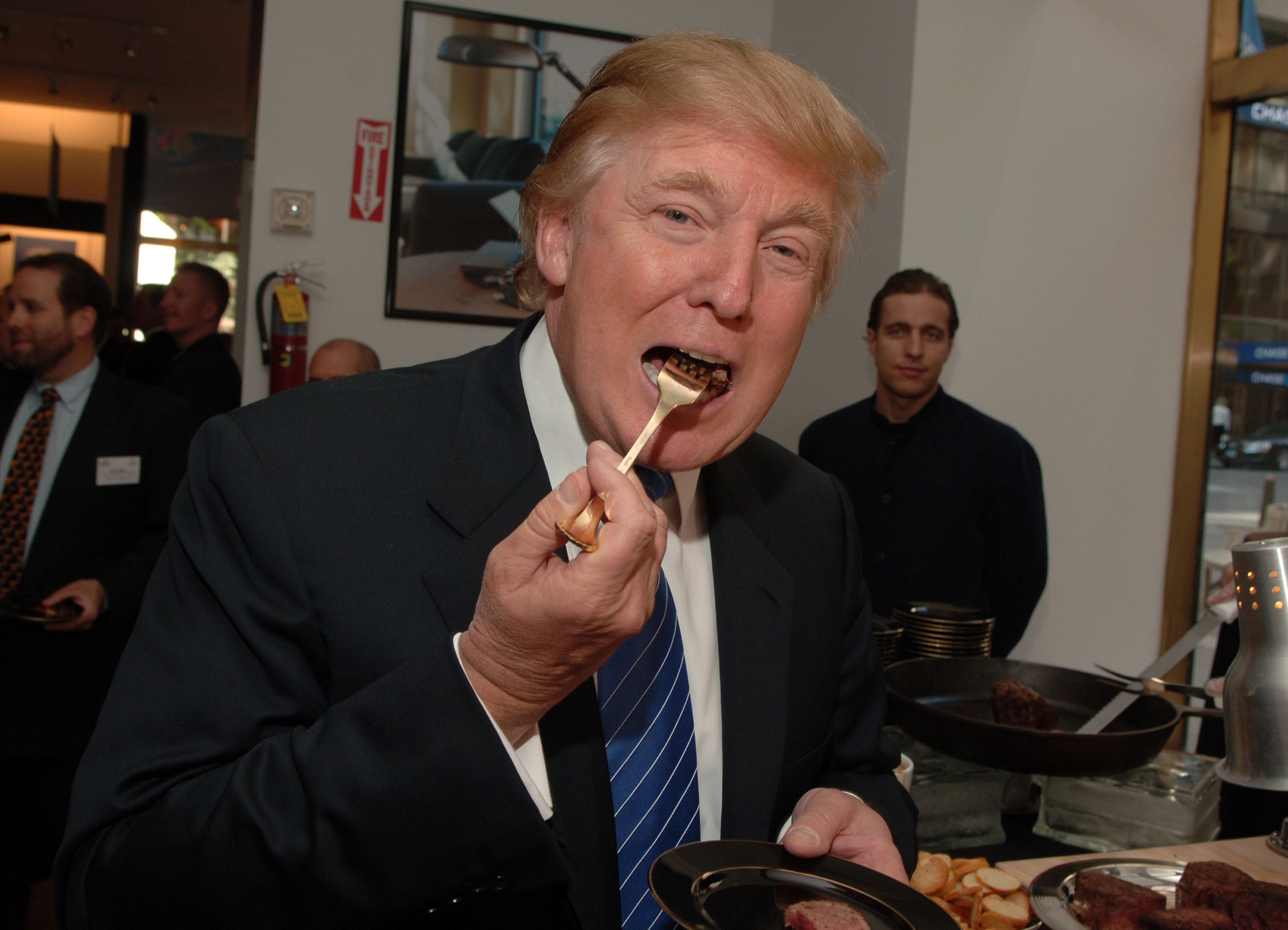 Dinner with President Trump: Just $420 in TRUMP Needed to Attend