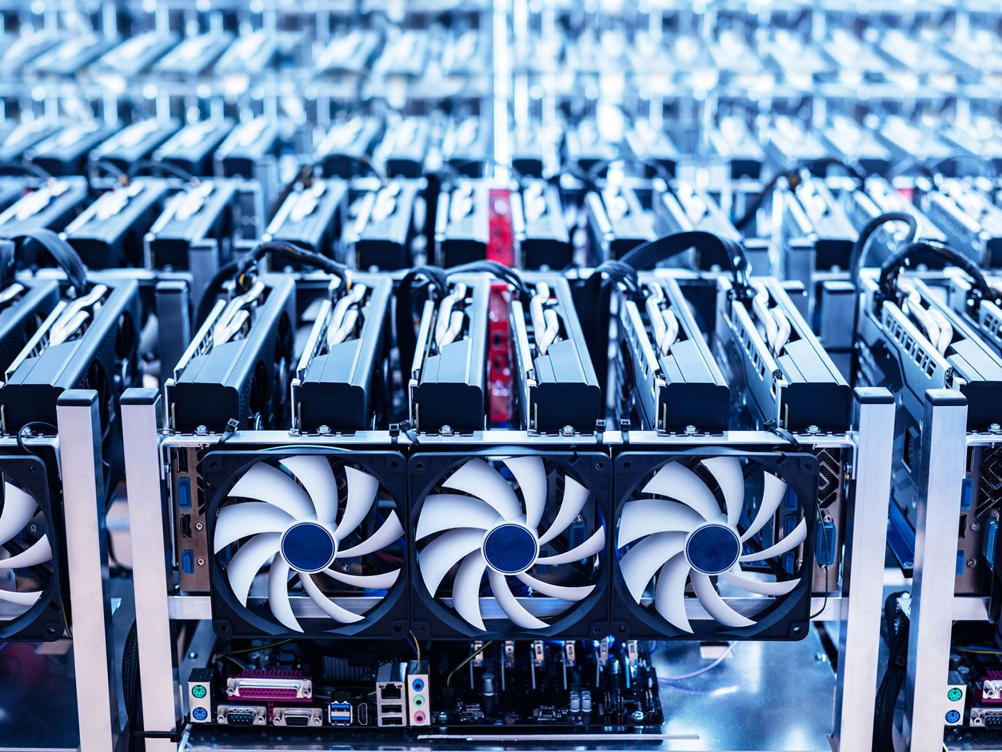 Bitcoin Miners' Q1 Performance May Fall Short Due to Hashprice Decline and High Tariffs