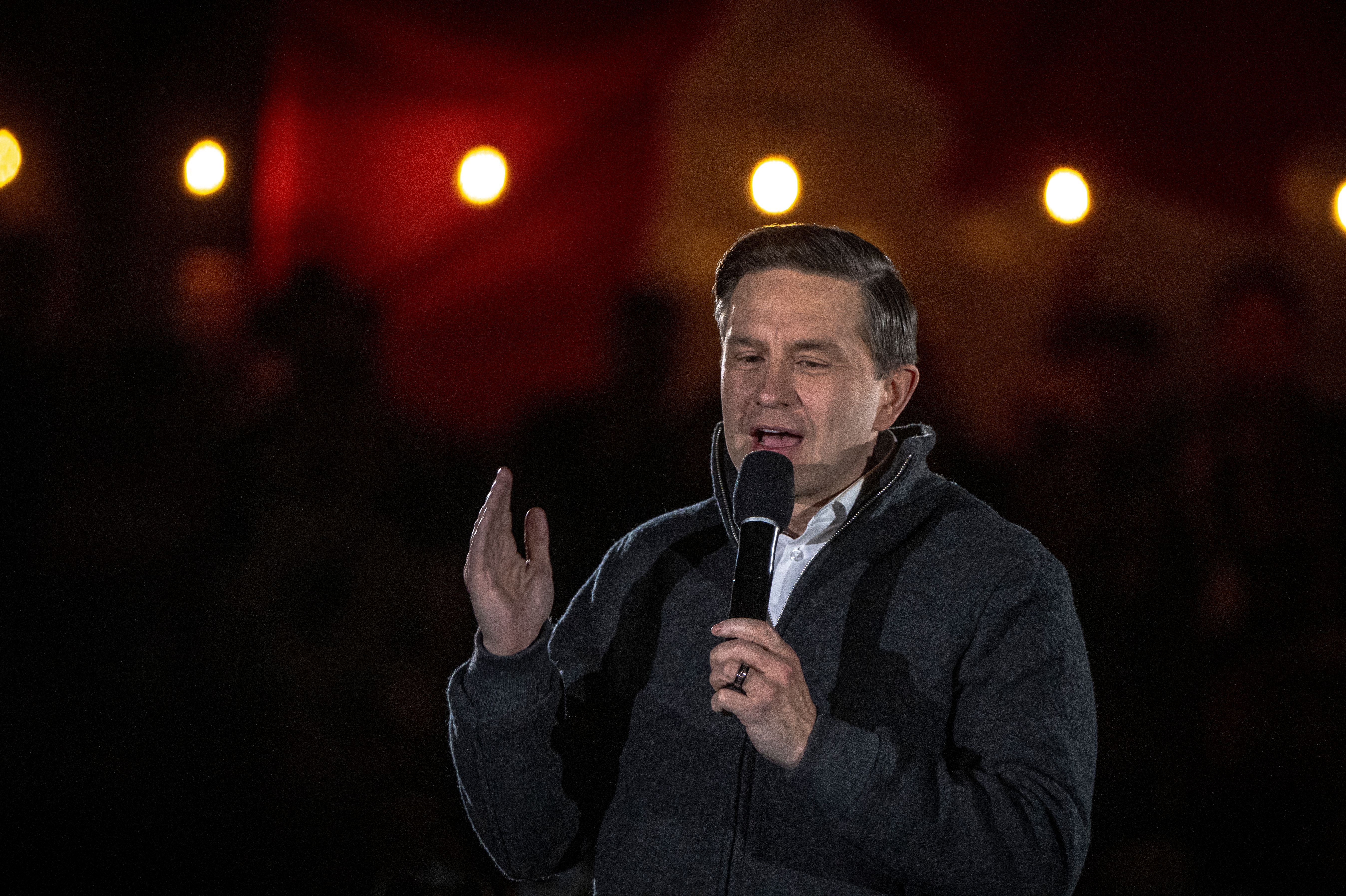 Crypto Daybook Americas: Bitcoin Remains Steady After Pro-Bitcoin Candidate Defeated in Canada