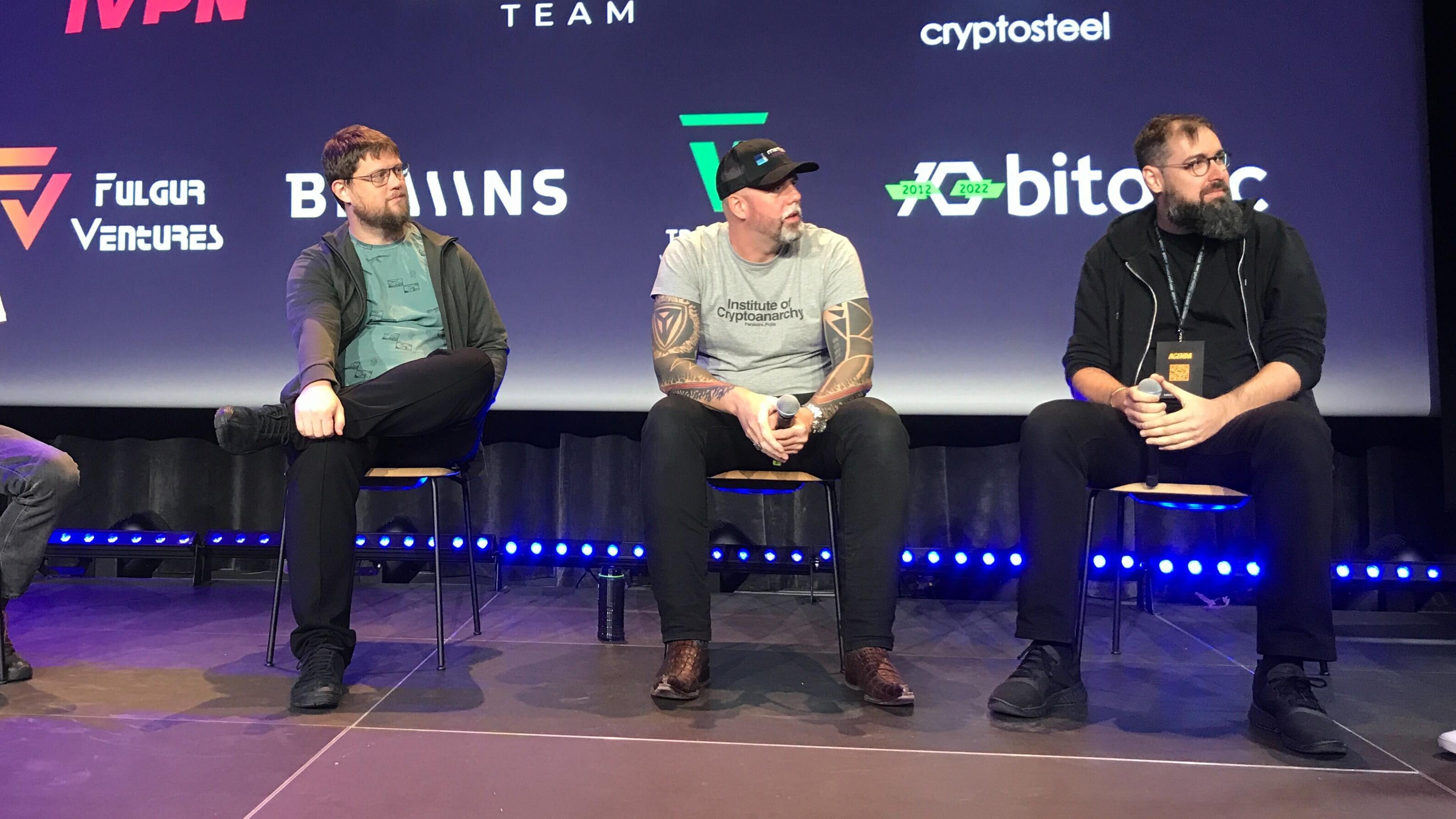 Debate Erupts Over Bitcoin's Data Storage Practices