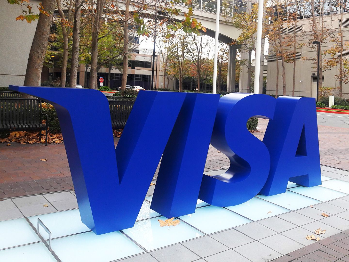 Visa and Baanx Unveil USDC Payment Cards for Crypto Wallets