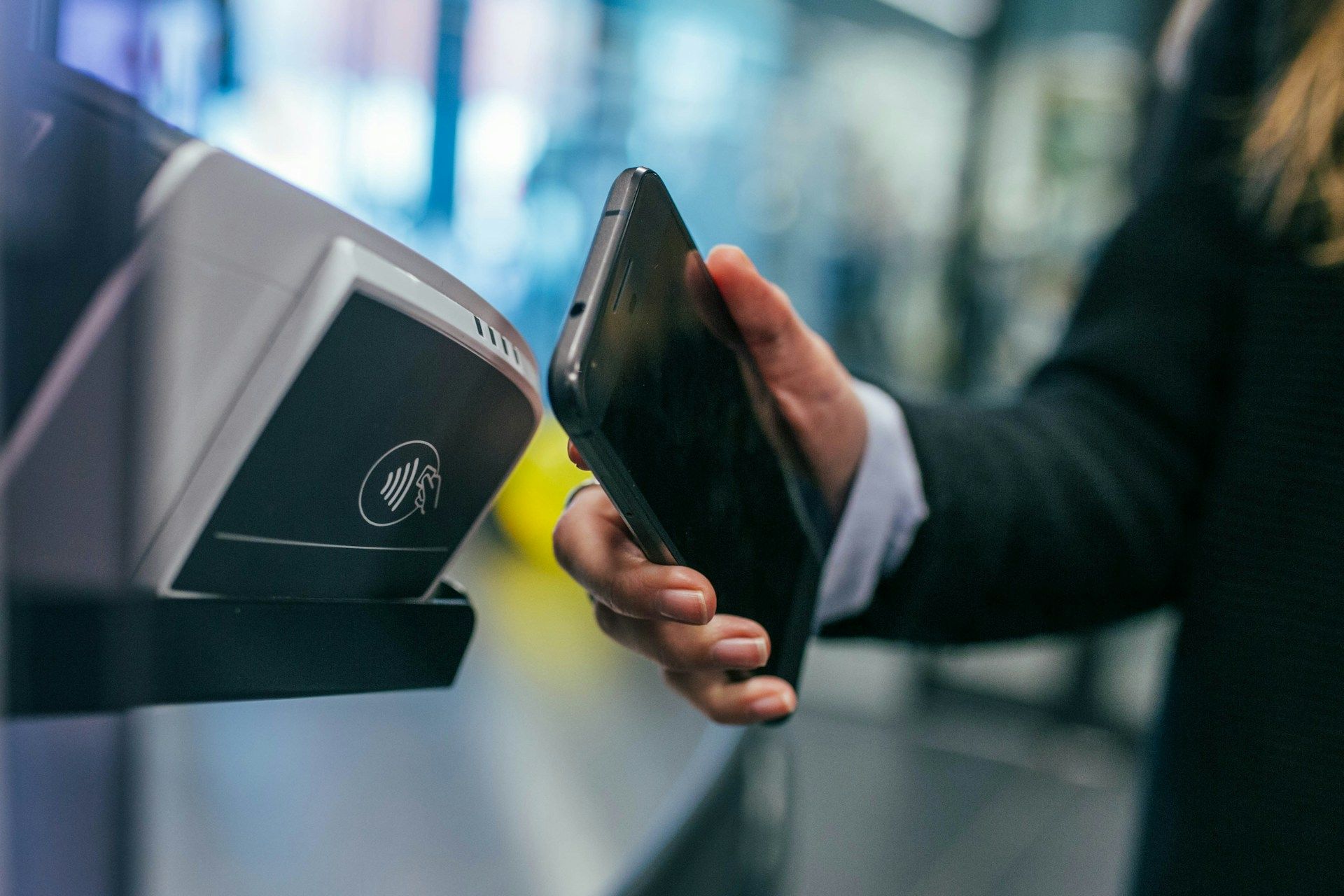 Mesh Integrates Apple Pay for Crypto Payments with Stablecoin Settlements