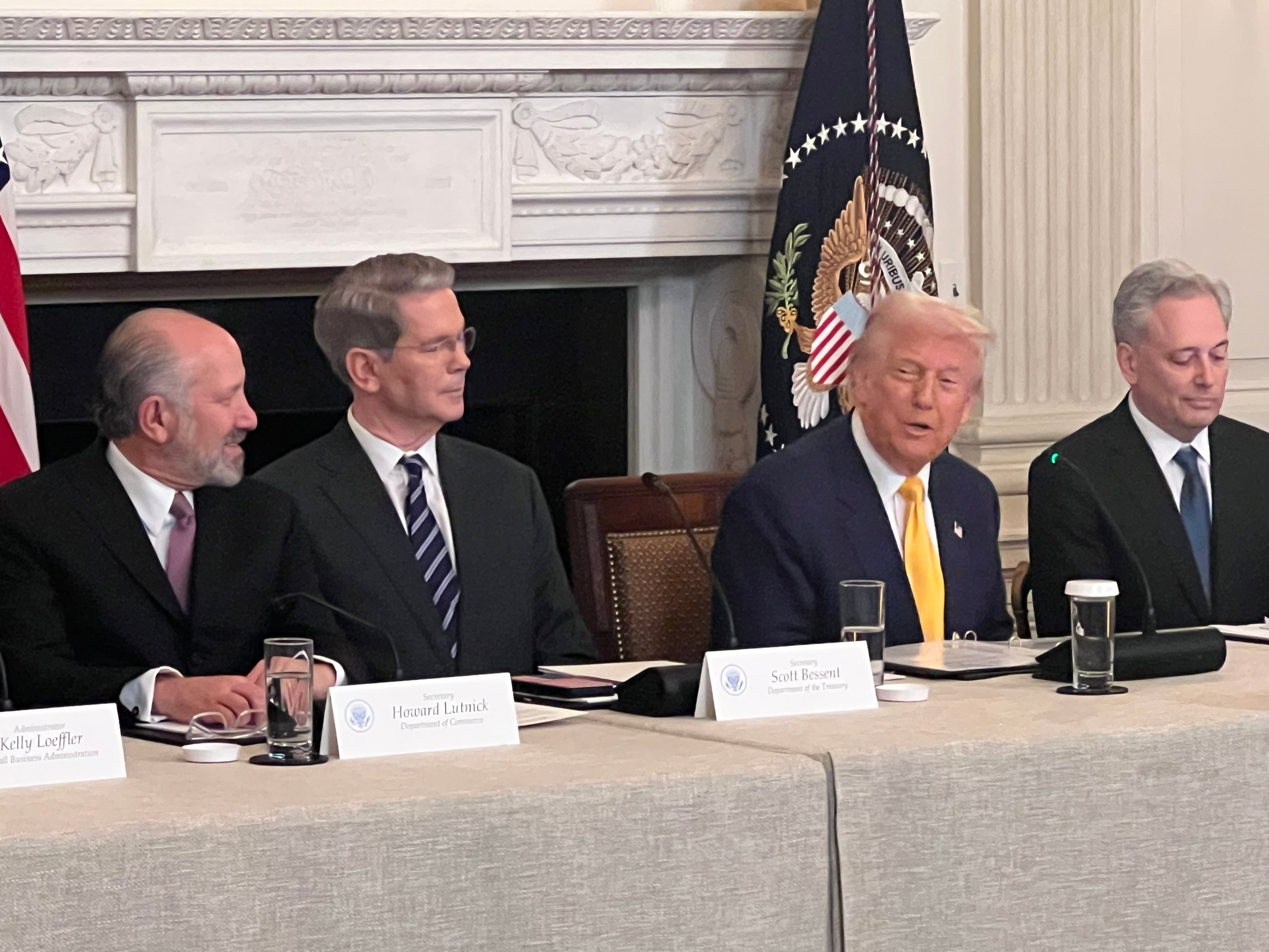 Trump Family-Linked Companies Earned $320 Million from Memecoin Despite 87% Price Drop