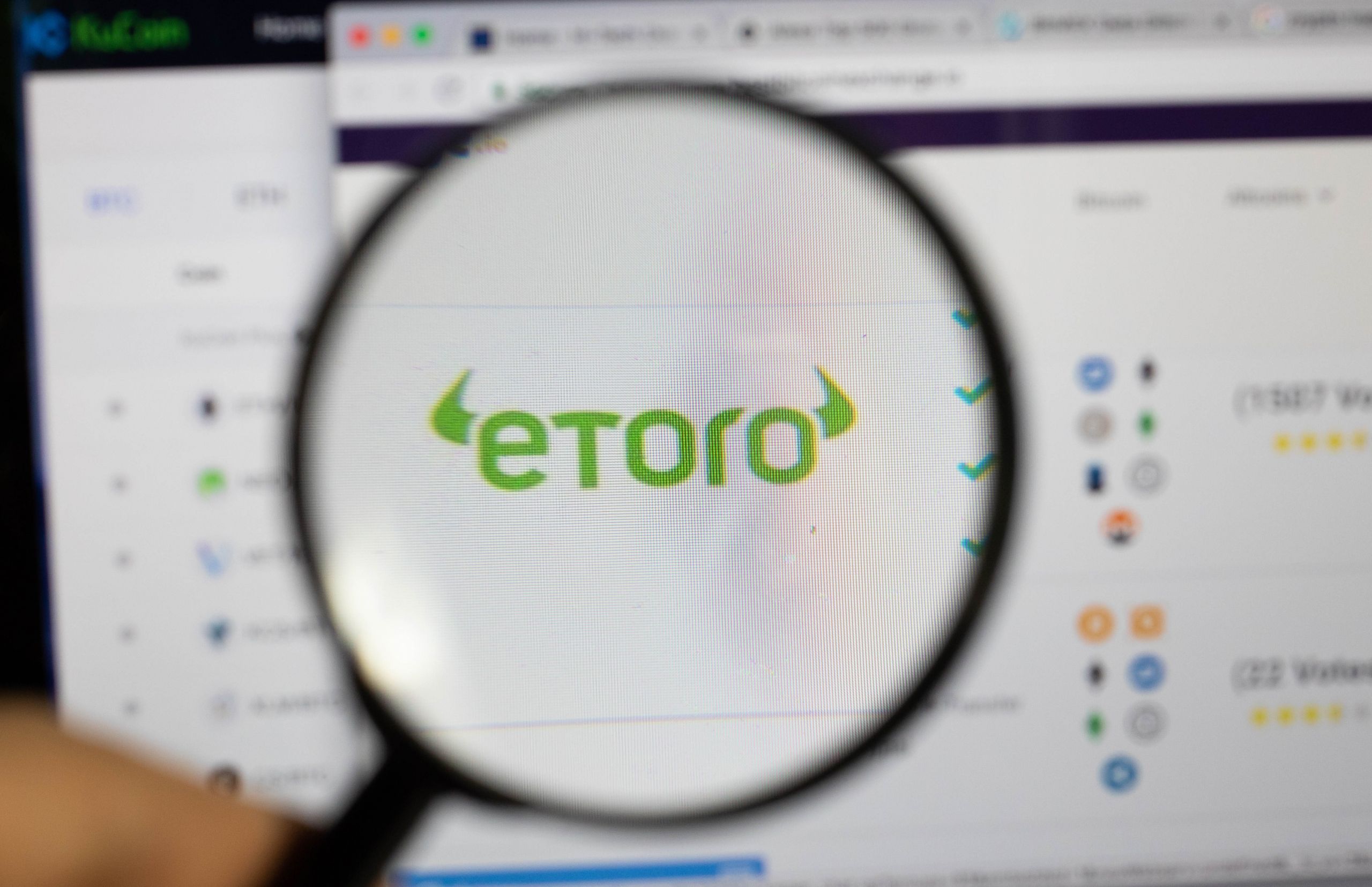ARK Invest Acquires $9.4 Million in eToro Shares Following Market Debut