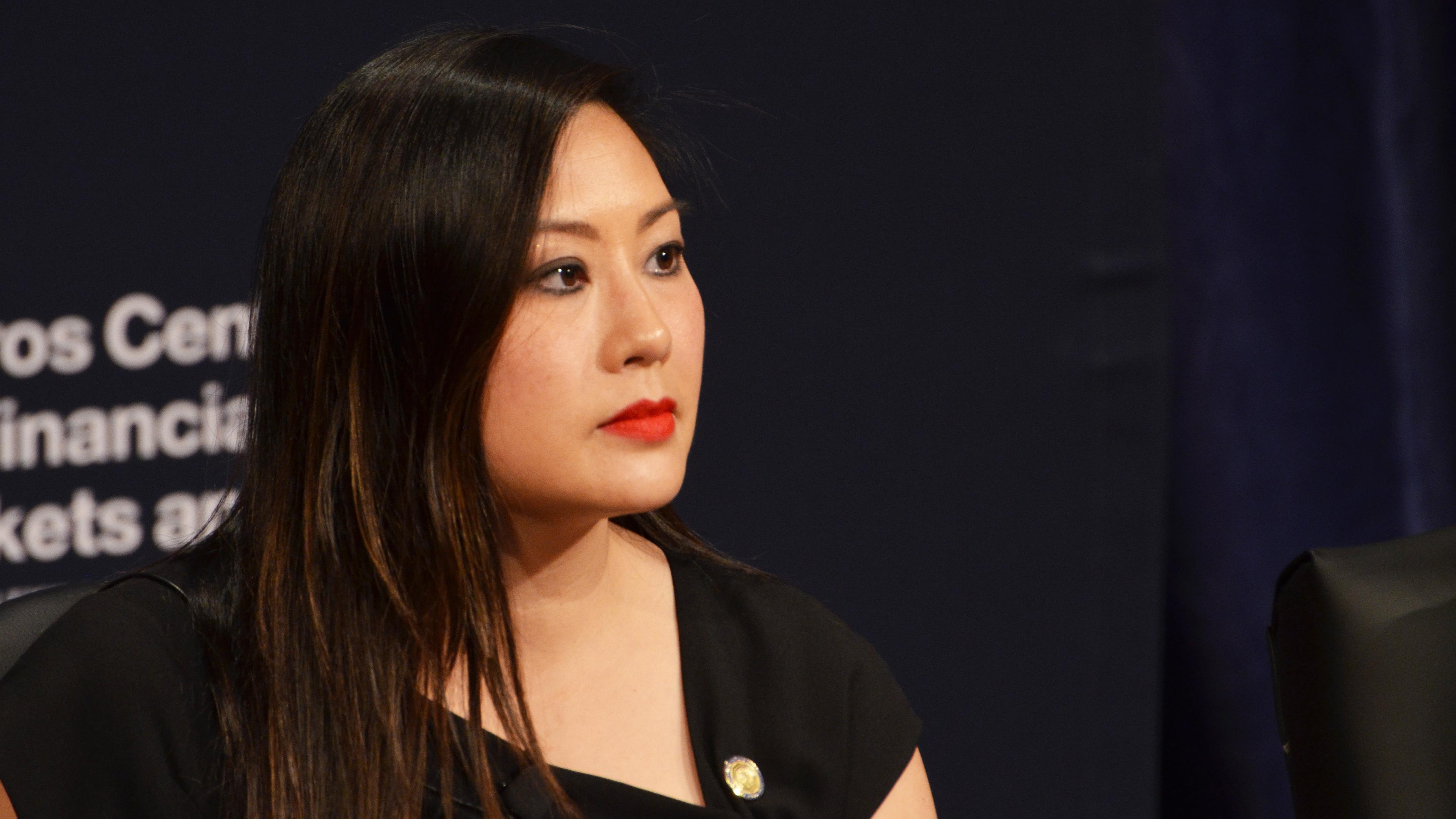 CFTC's Caroline Pham Considers Departure, Agency Faces Majority Loss