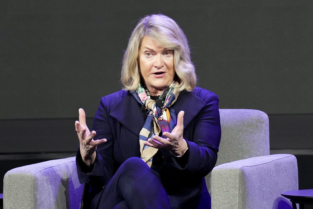 Sen. Lummis Reflects on the Challenges of the Stablecoin Legislation