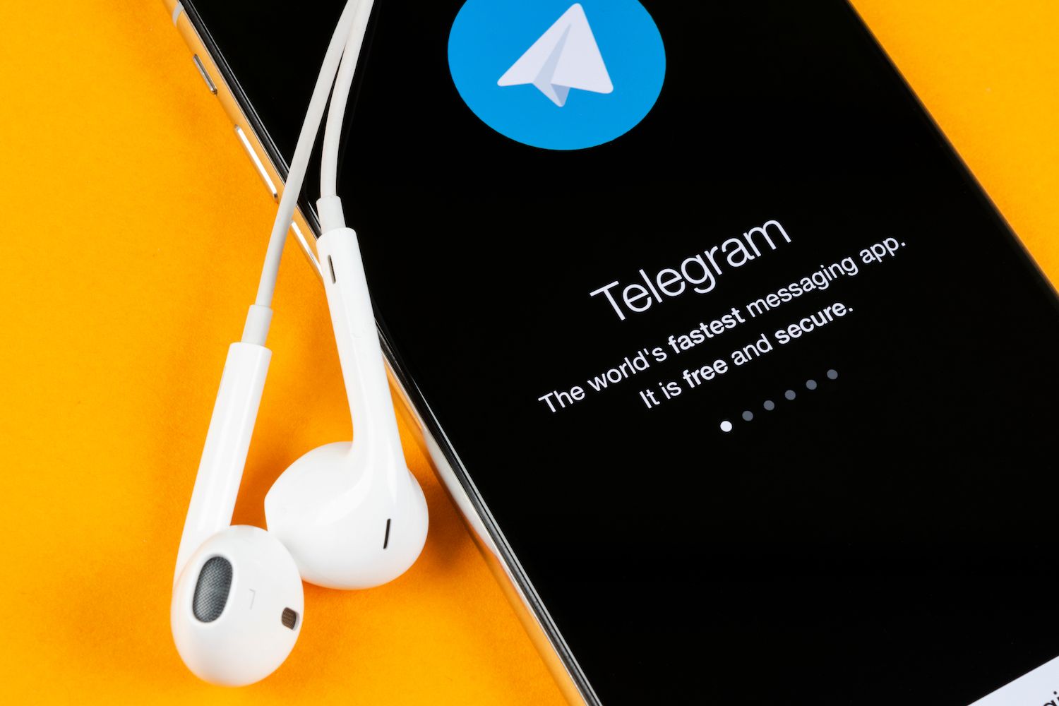 Telegram Enters $300 Million Partnership with Elon Musk's xAI for Grok Integration