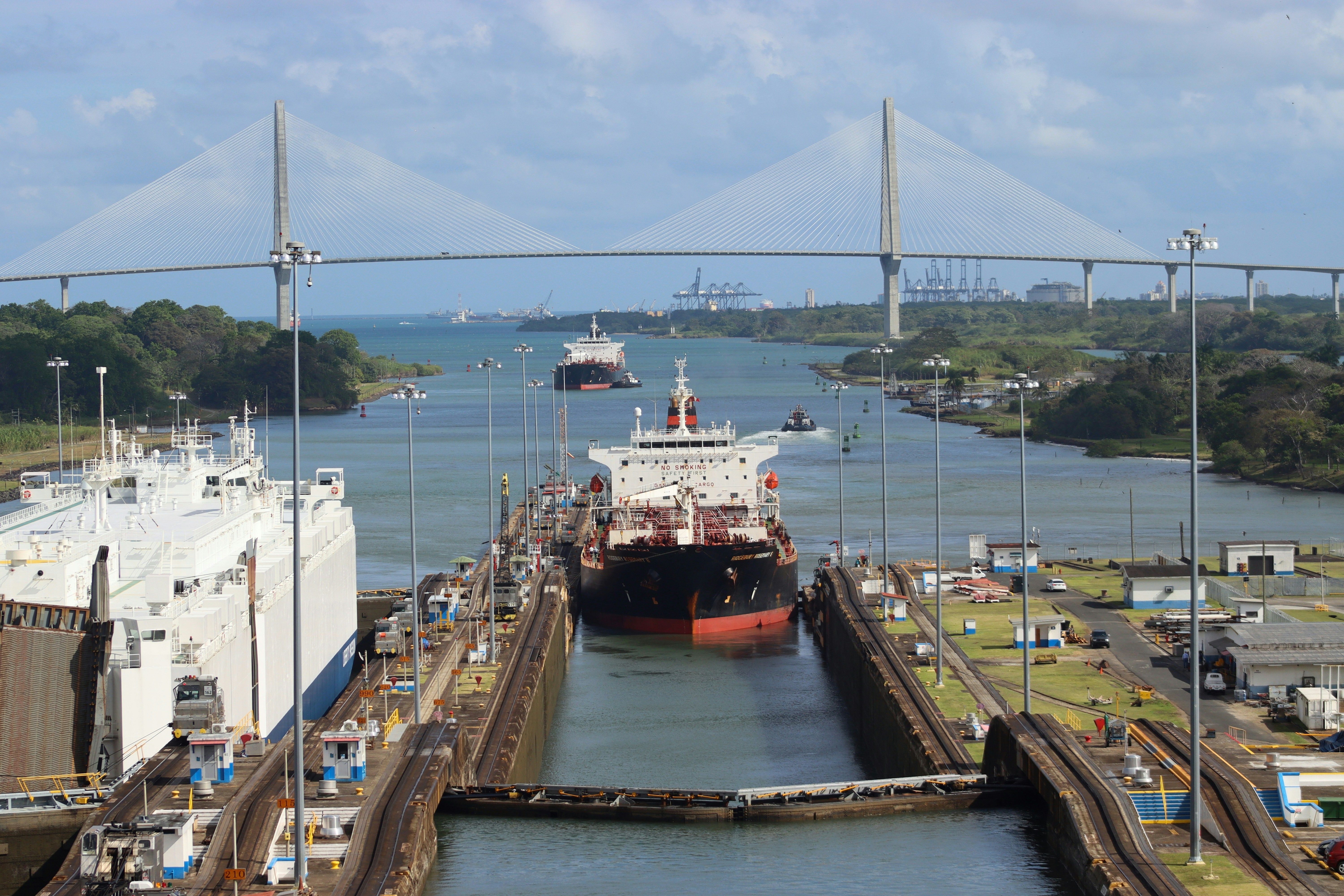 Panama City Mayor Considers Bitcoin Payments for Canal Fees