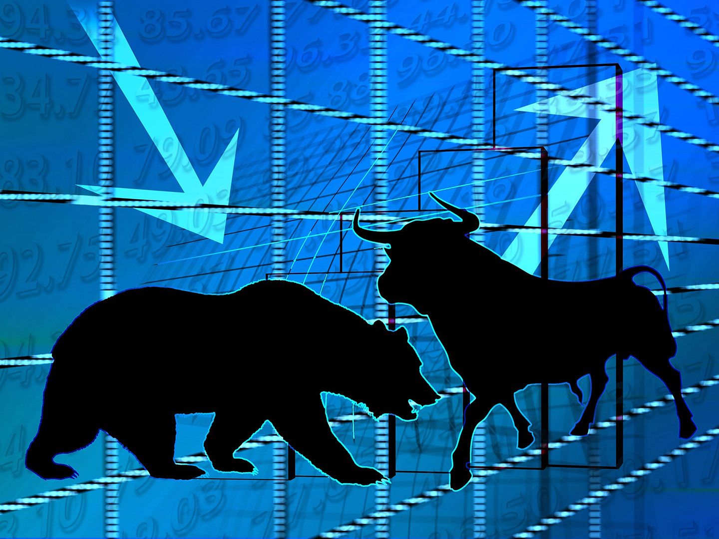 Bitcoin Shows Resilience Amid Market Concerns; Ethereum and Dogecoin Lead the Gains