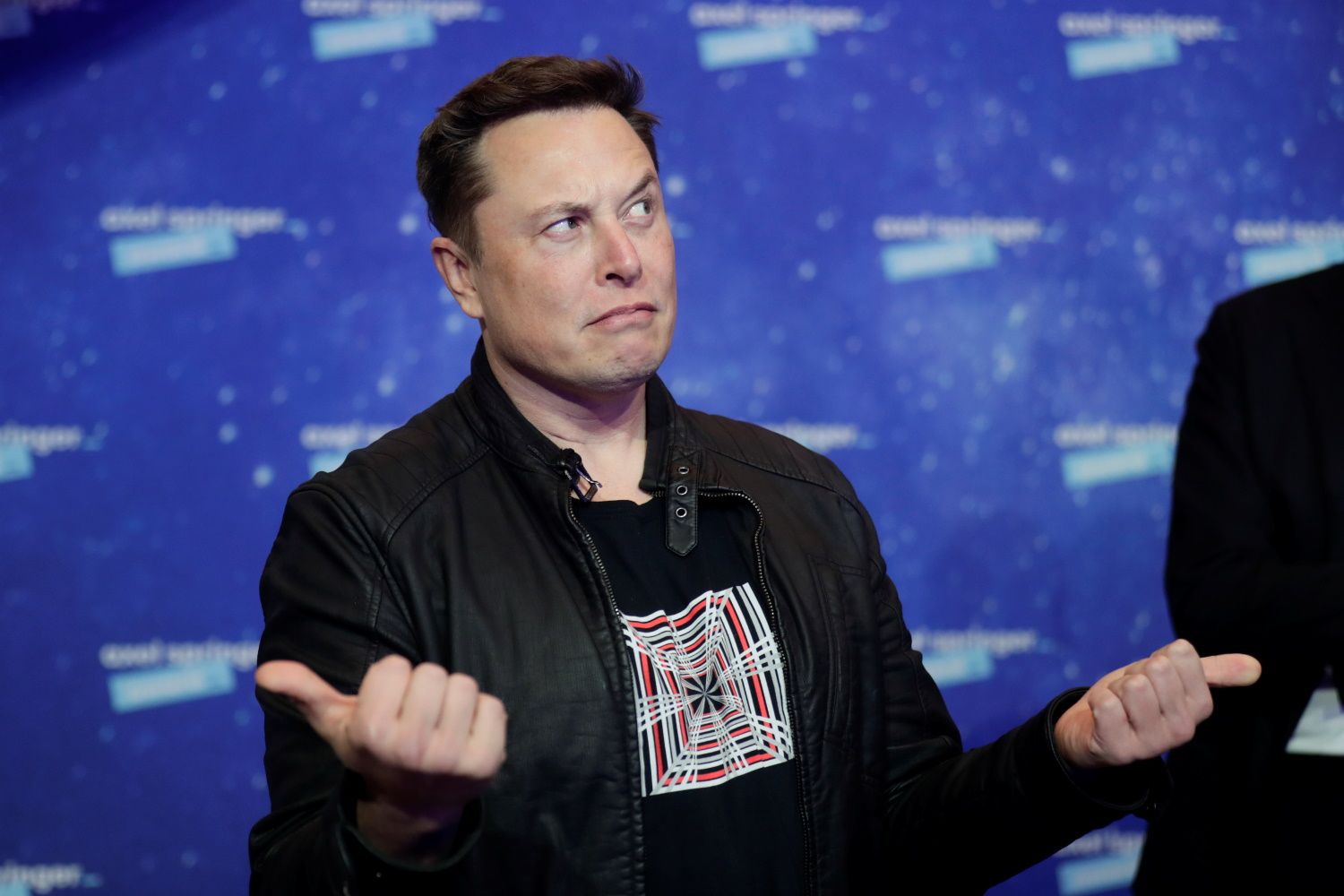 Elon Musk Sounds Alarm on U.S. Economic Stability Amid Concerns of Fiscal Collapse