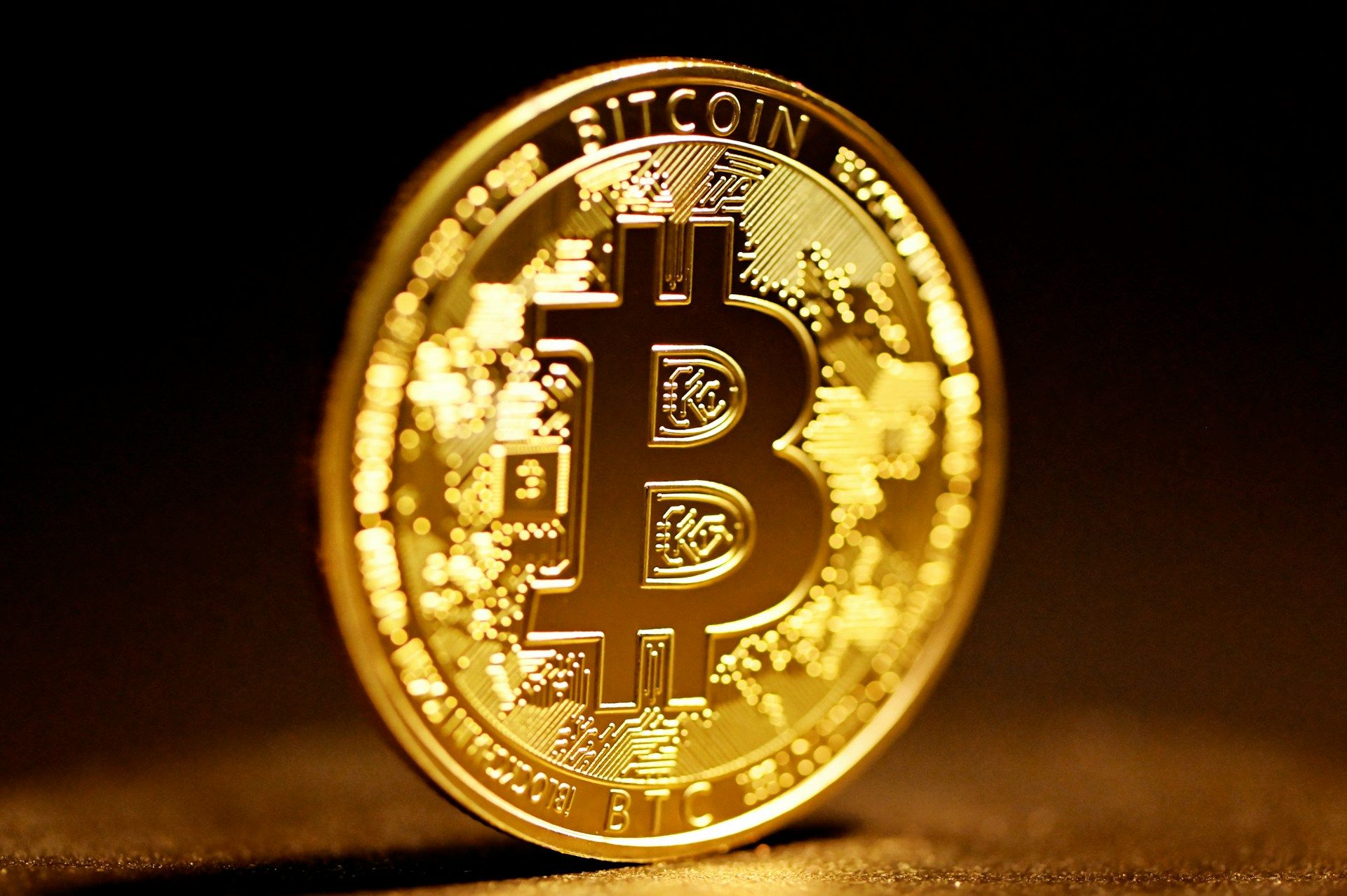 The Shift Away from Bitcoin Maximalism