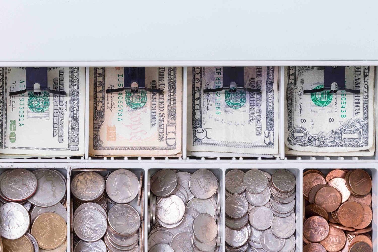 XRP Advances in DeFi with New Flare Features and Major Investments