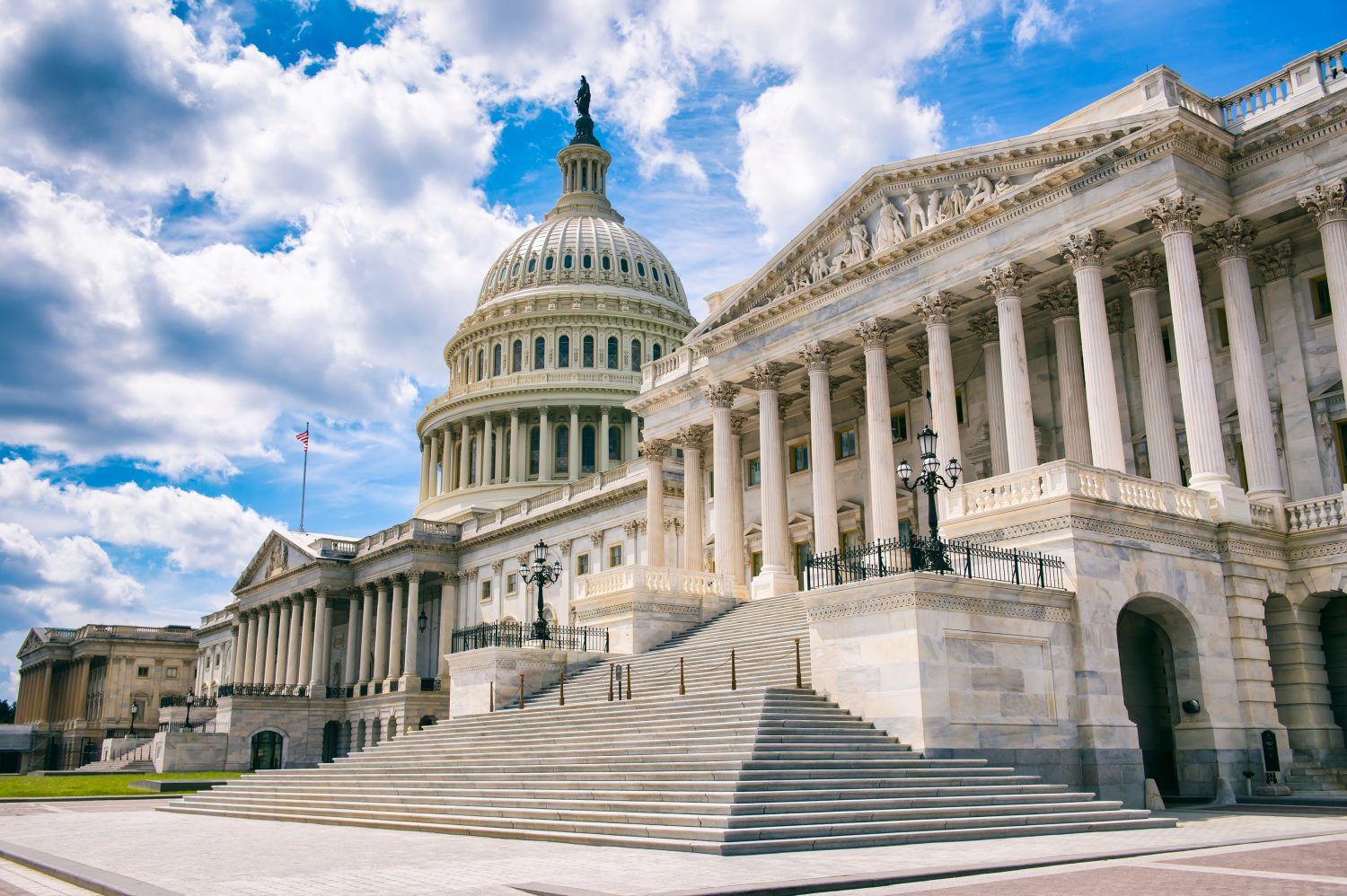 The Evolution of Stablecoins: Recognized as Cash by U.S. Legislation