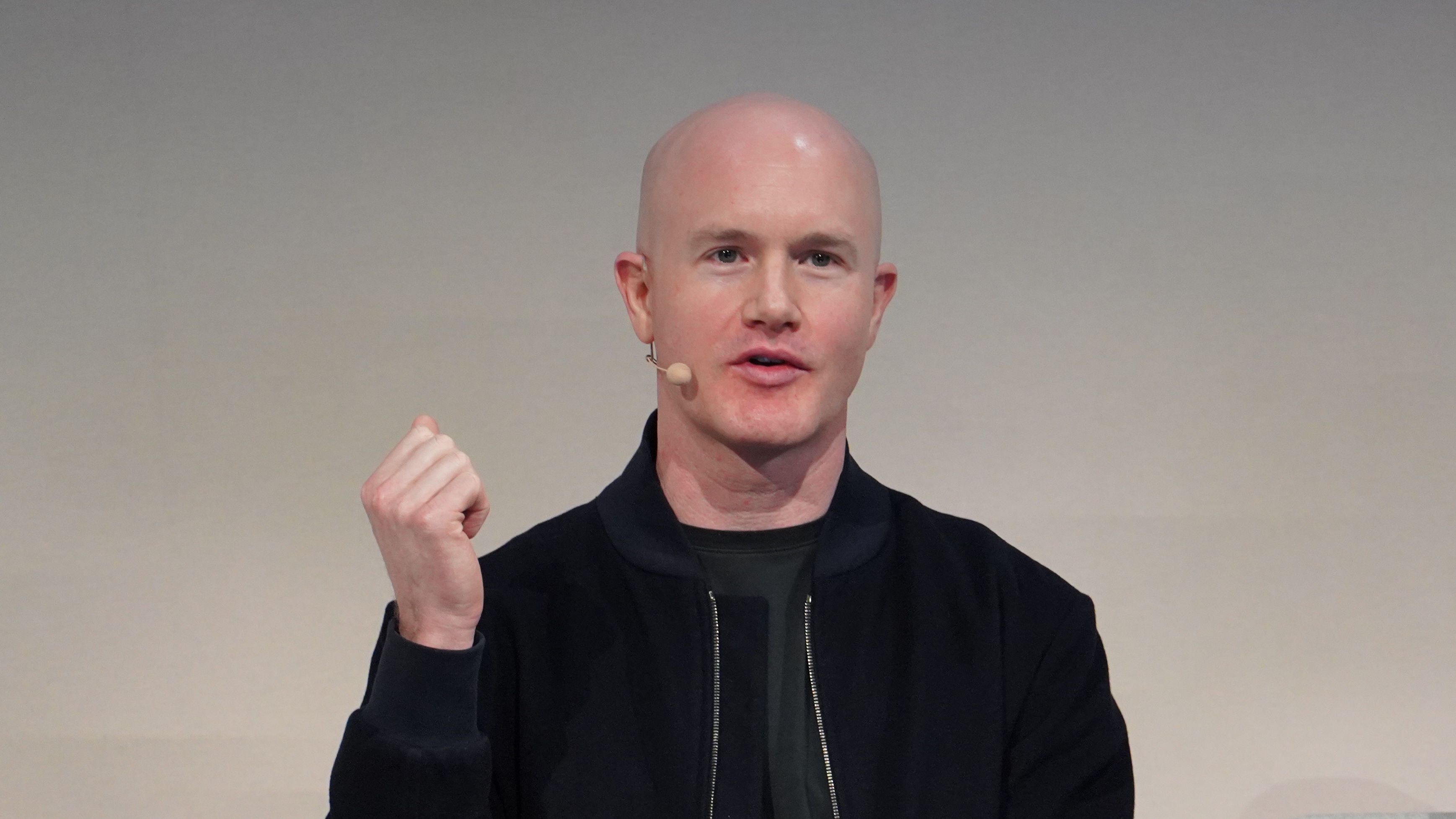 Coinbase Reaches New Heights, Hits Highest Stock Price Since 2021 Listing