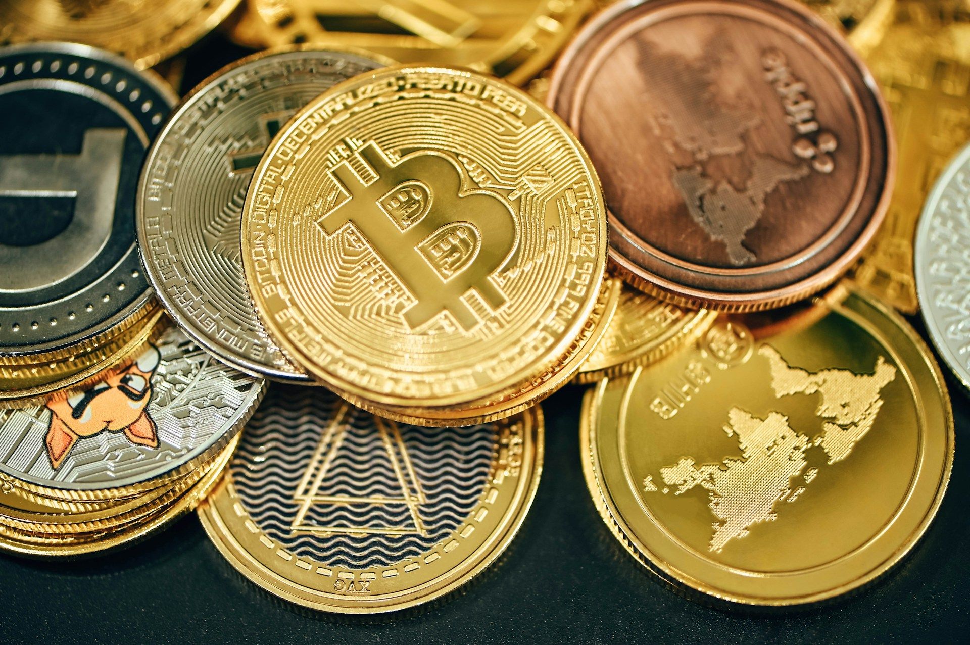 Asia Morning Briefing: Bitcoin on the Brink of a Breakout
