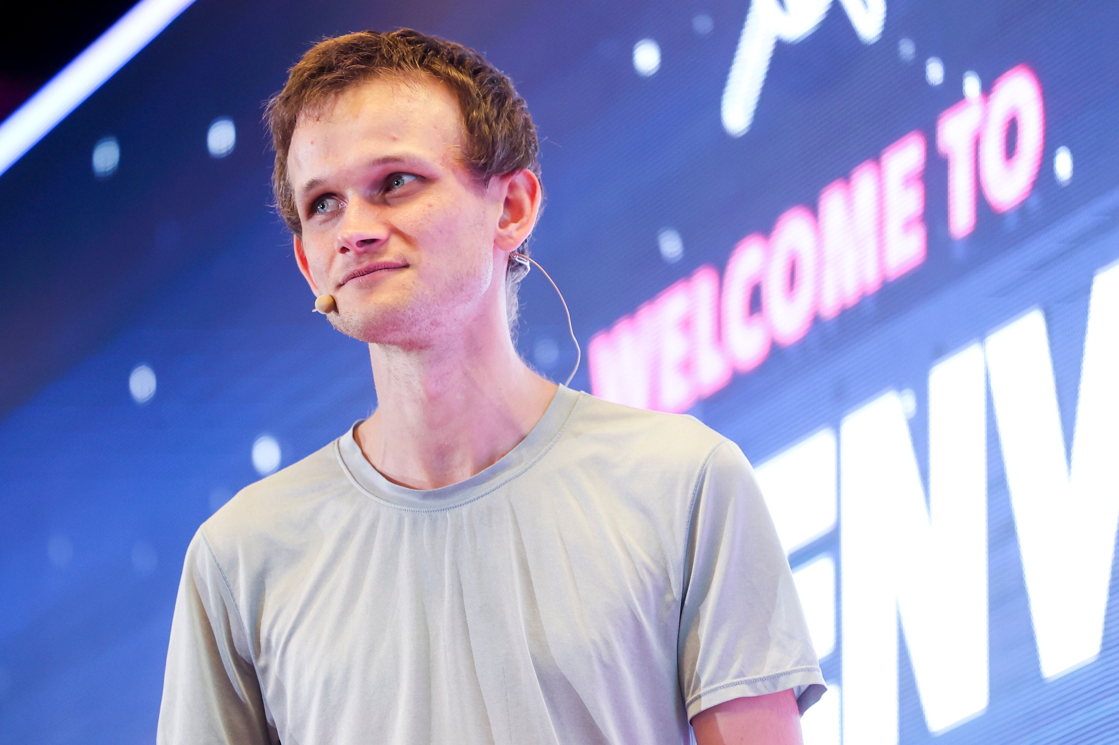 Vitalik Buterin Addresses the Need for Genuine Decentralization in Ethereum