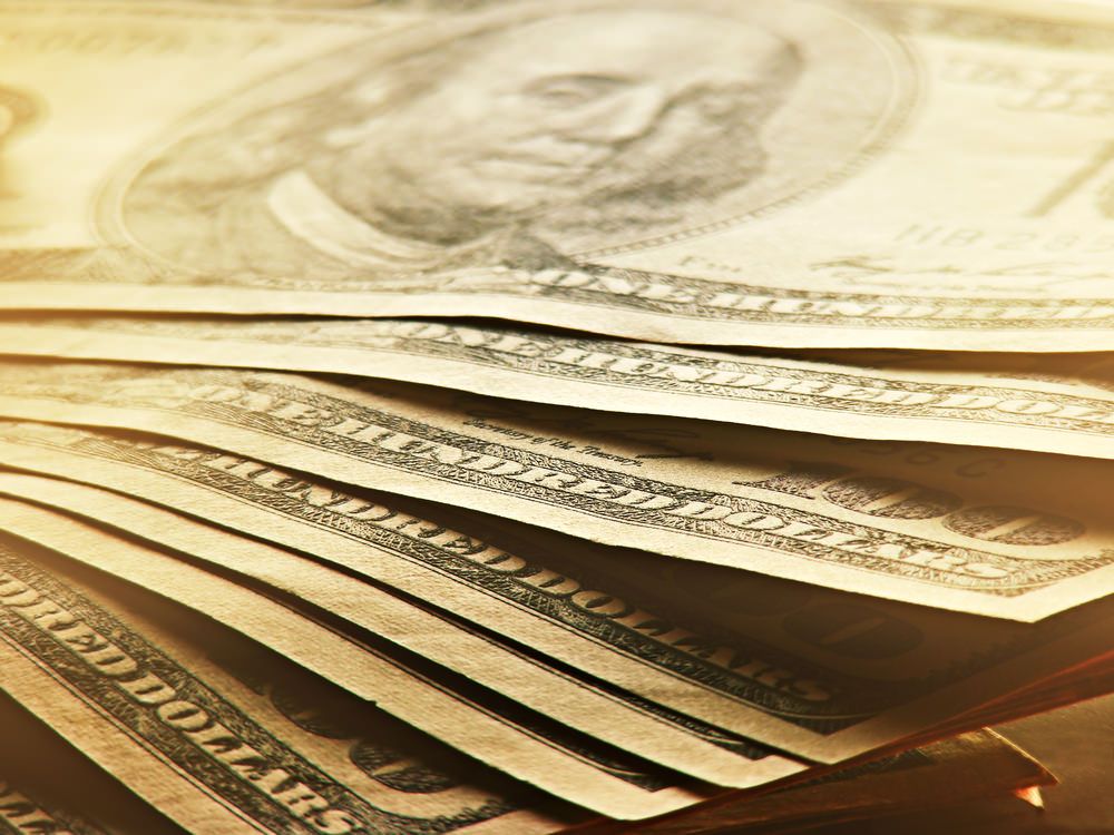 Coinbase's Layer 2 Base Experiences Significant Capital Outflows; Ethereum Reclaims Inflow Lead