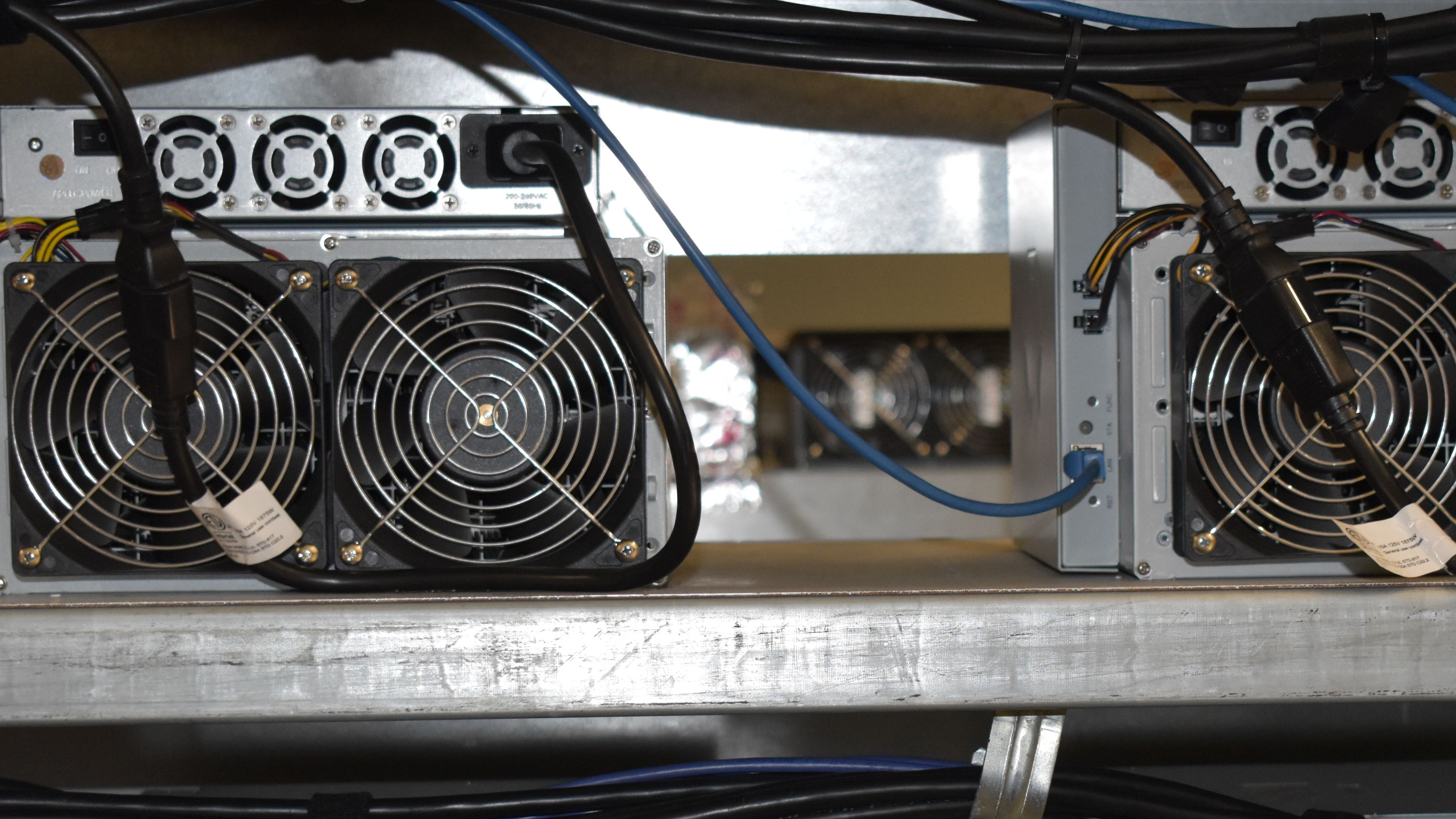 Bitcoin Mining Stocks Surge as BTC Approaches $123,000 Mark