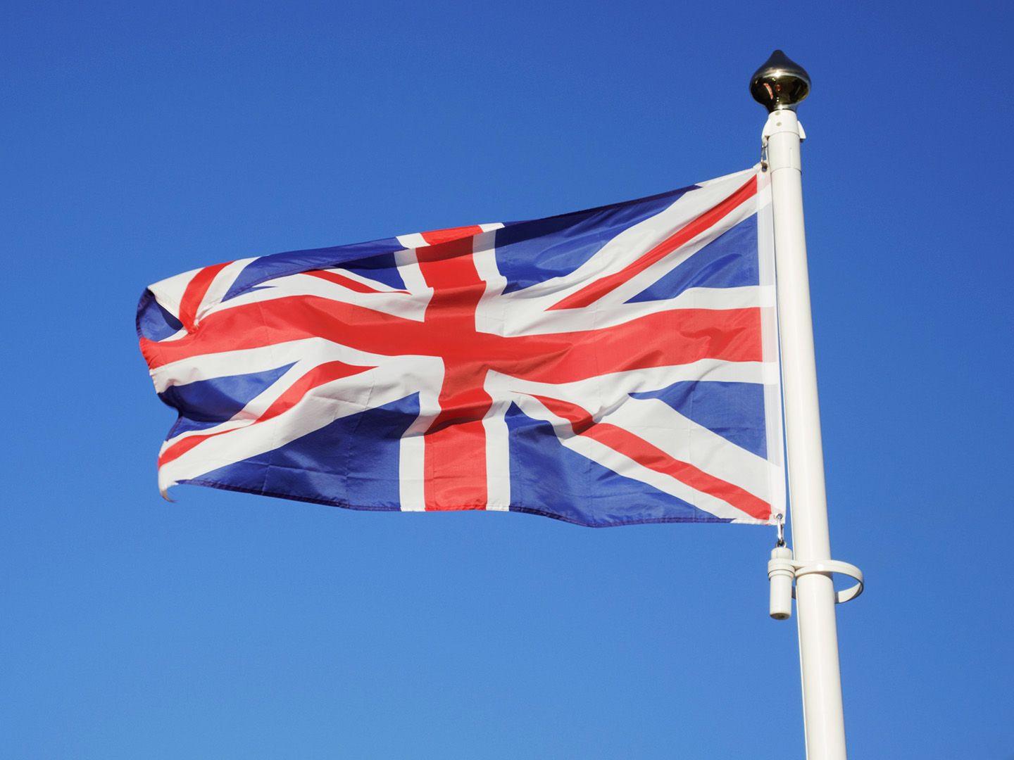 UK Regulator Set to Enable Retail Investors' Access to Crypto ETNs This October