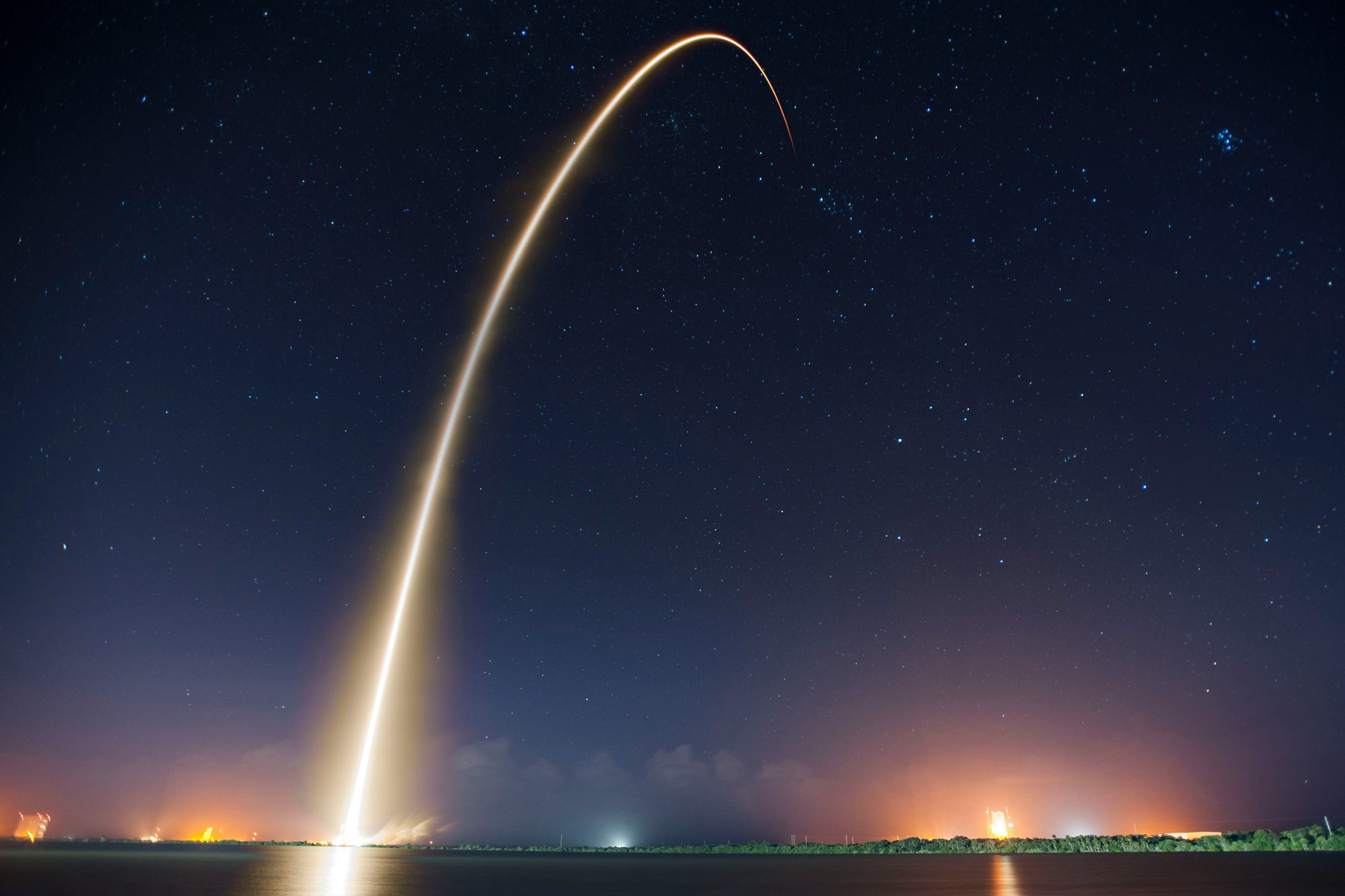 Bitcoin Approaches $123K, Set for New Record with Ether Just 3% Away from 2021 Peak