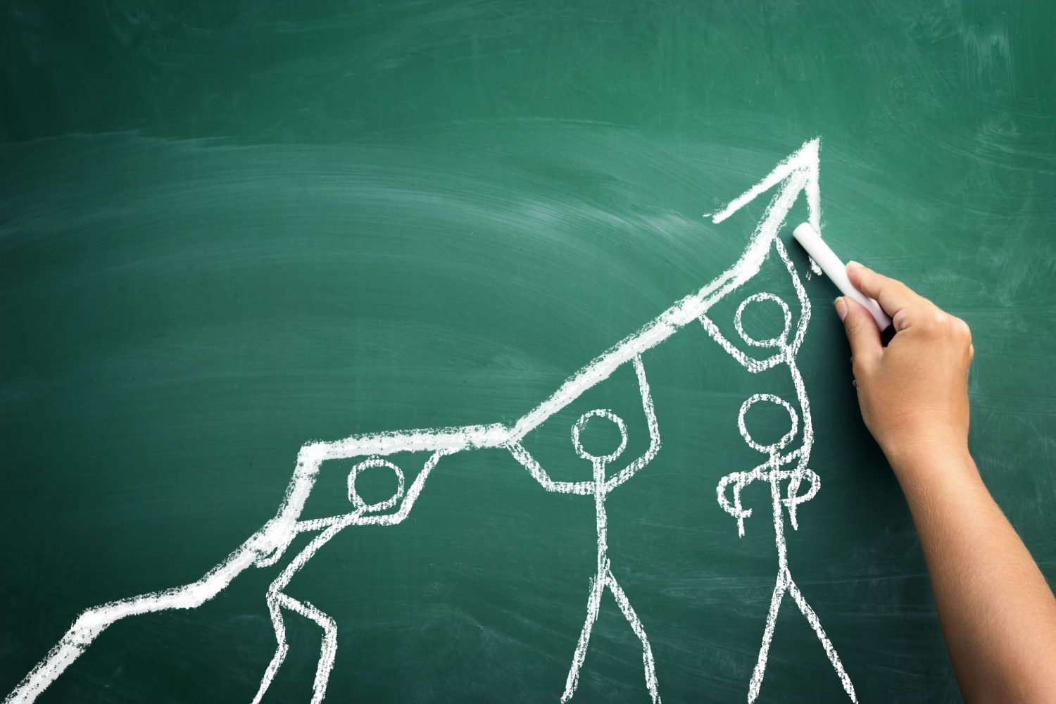 Bitcoin Approaches Crucial Bull Market Support Despite 10% Dip