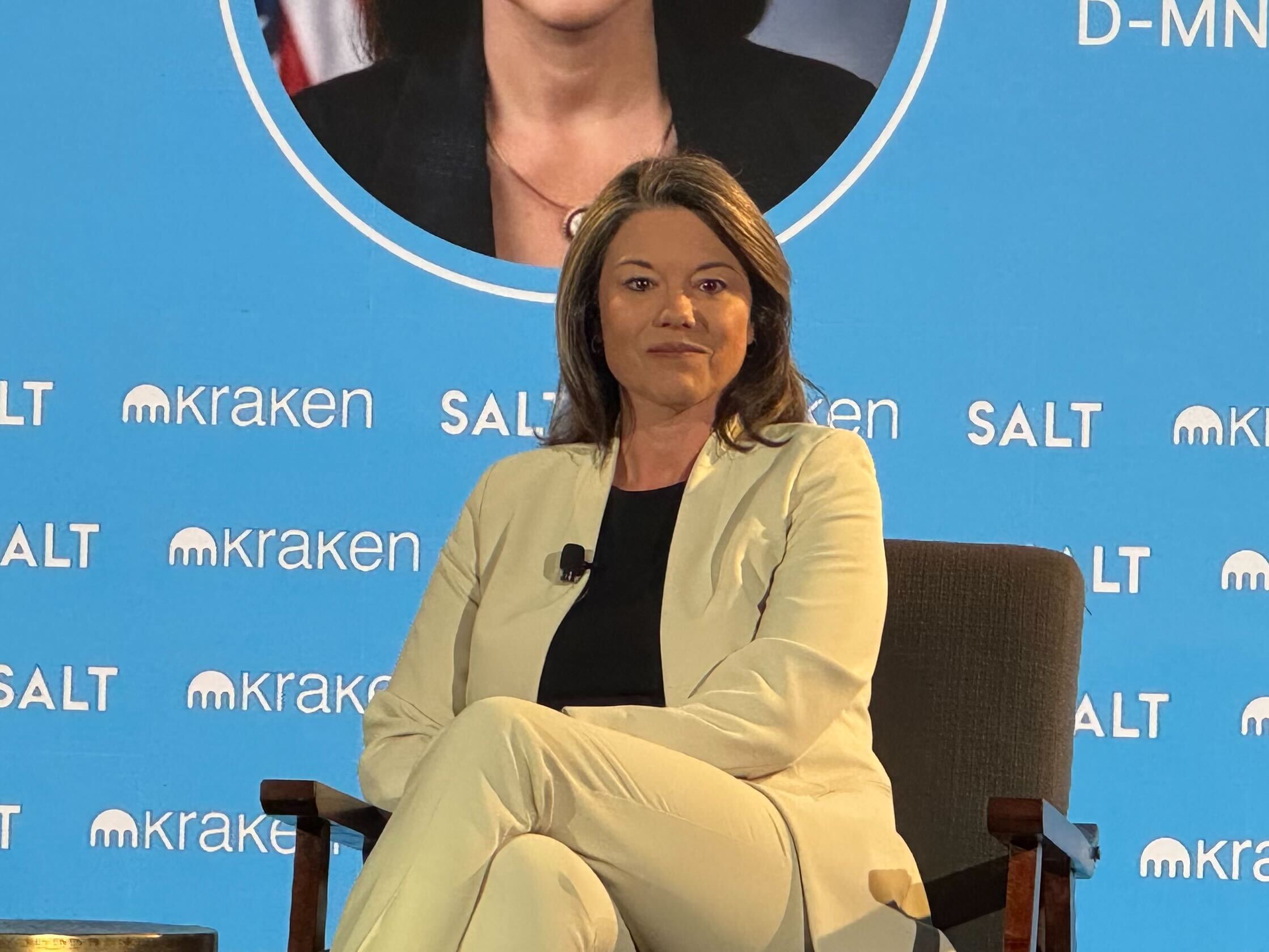 Trump's Crypto Conflicts Hinder Legislative Support, Says Lawmaker