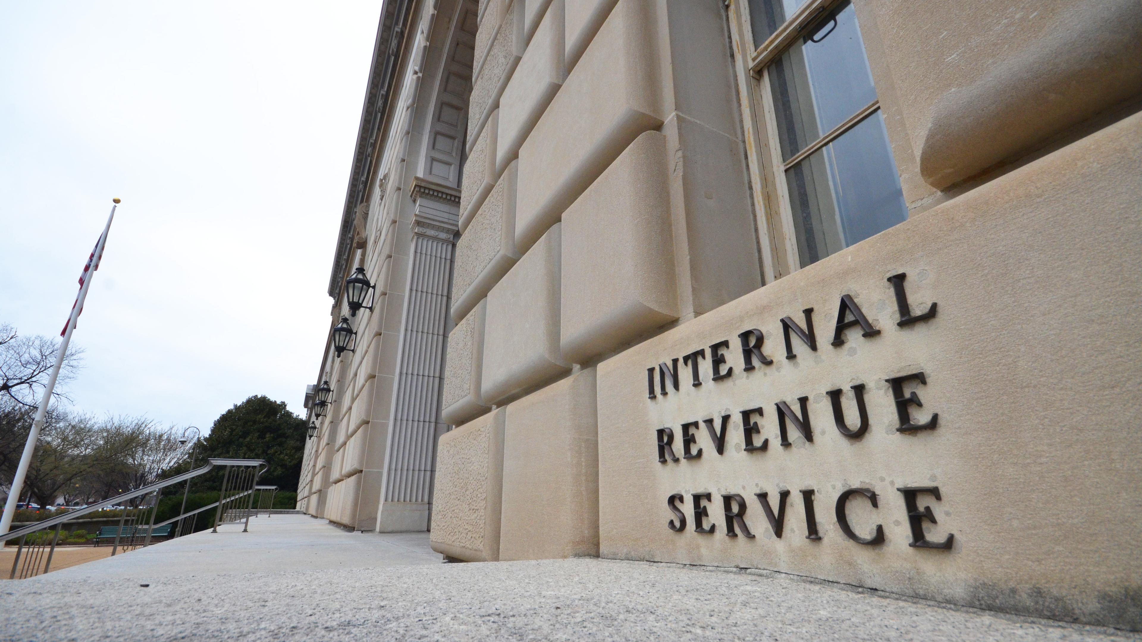 IRS Digital Assets Chief Resigns Amid Upcoming Tax Policy Changes for Cryptocurrencies